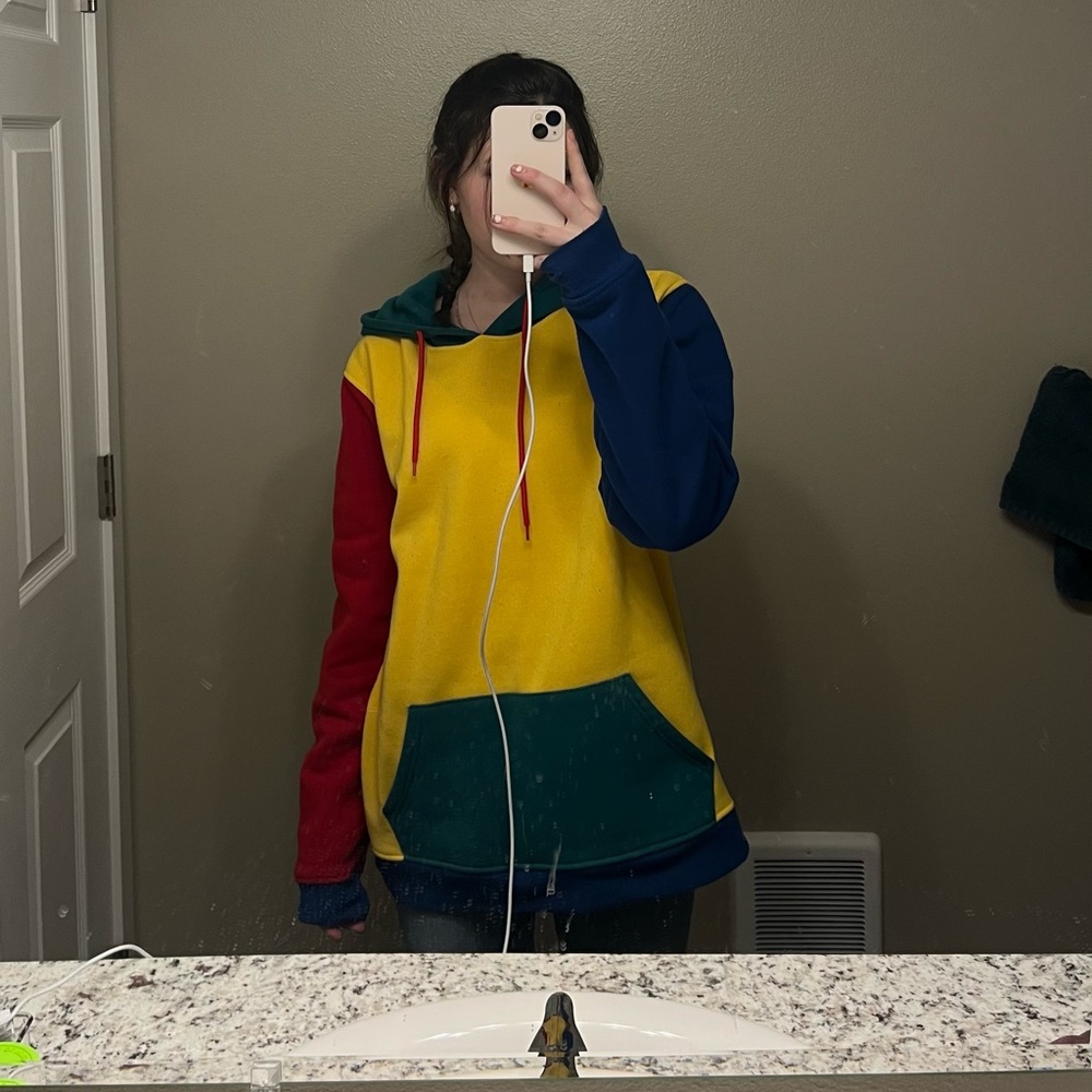 Sweatshirt